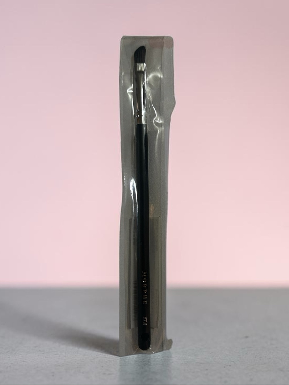 Morphe M710 Angled Liner Brush